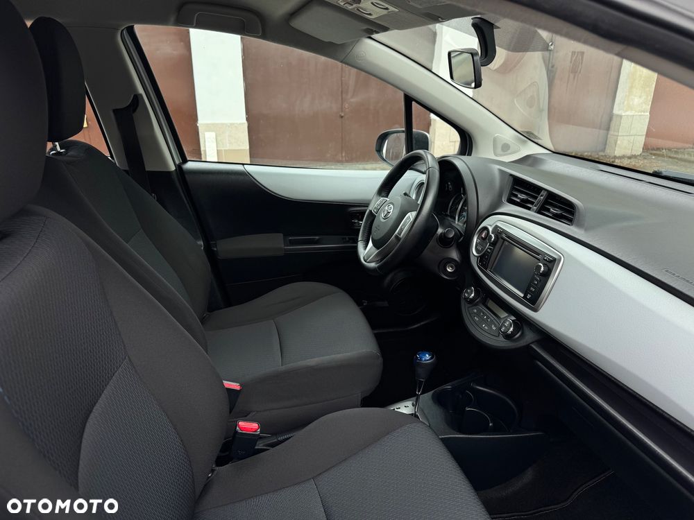 Toyota Yaris - 18