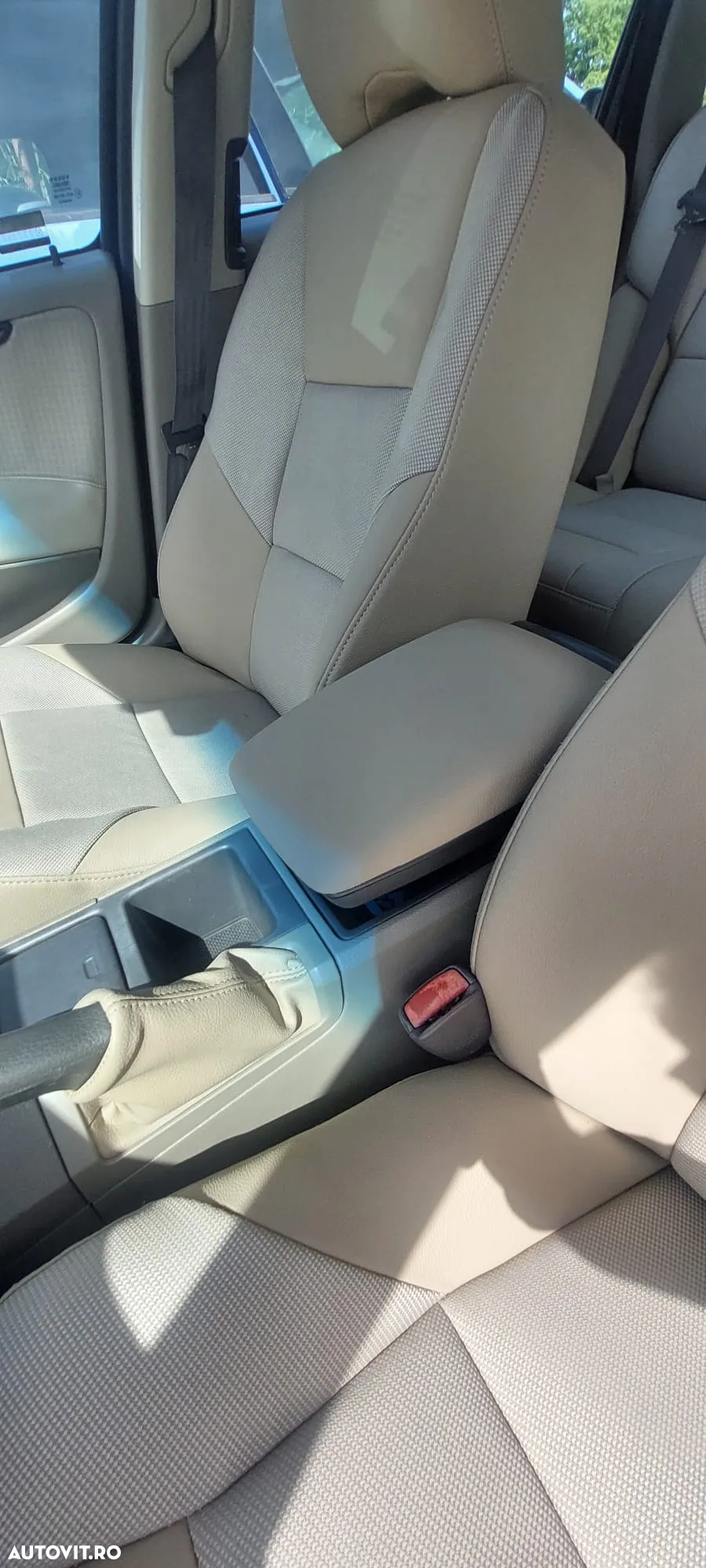 Volvo V70 2.4 D5 - 8