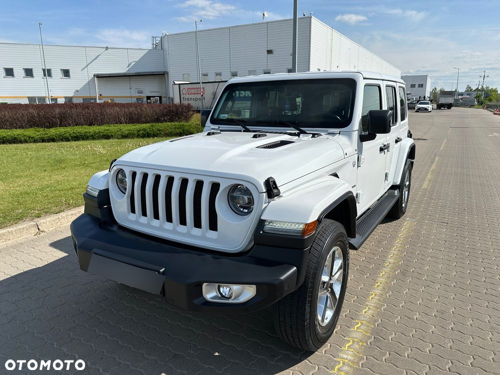 Jeep Wrangler Unlimited GME 2.0 Turbo Sahara - 17