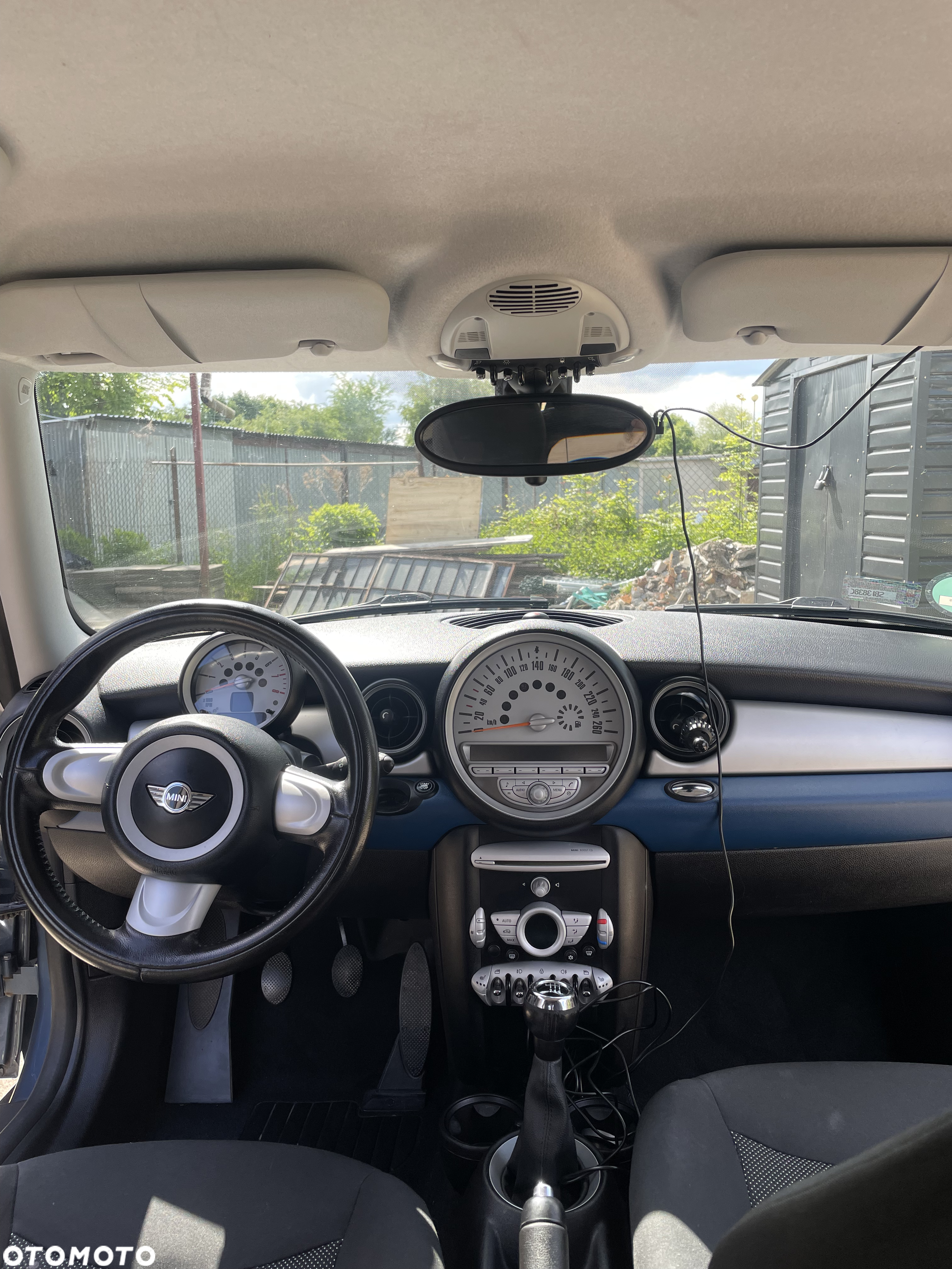 MINI ONE Standard - 11