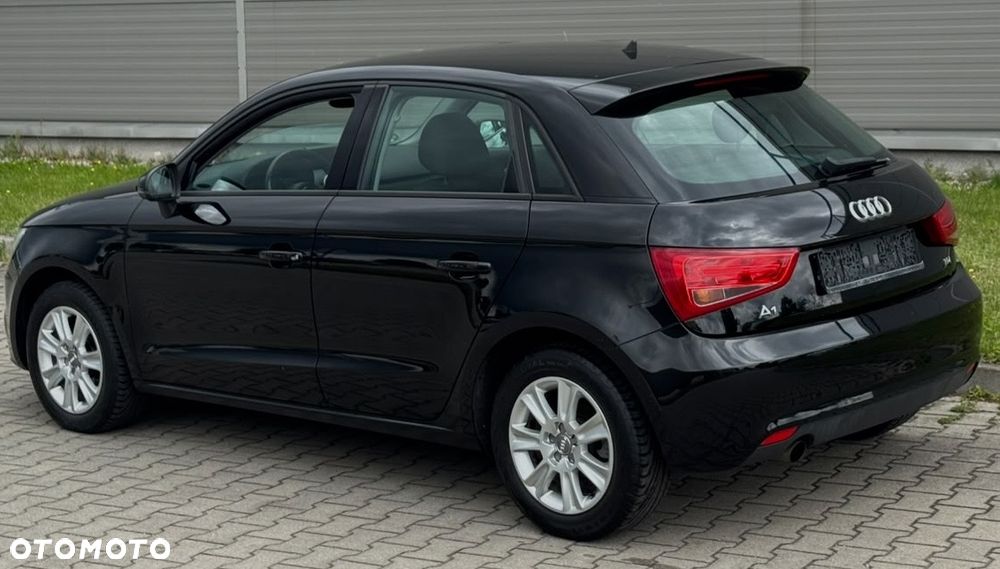 Audi A1 Sportback 1.6 TDI Attraction - 27