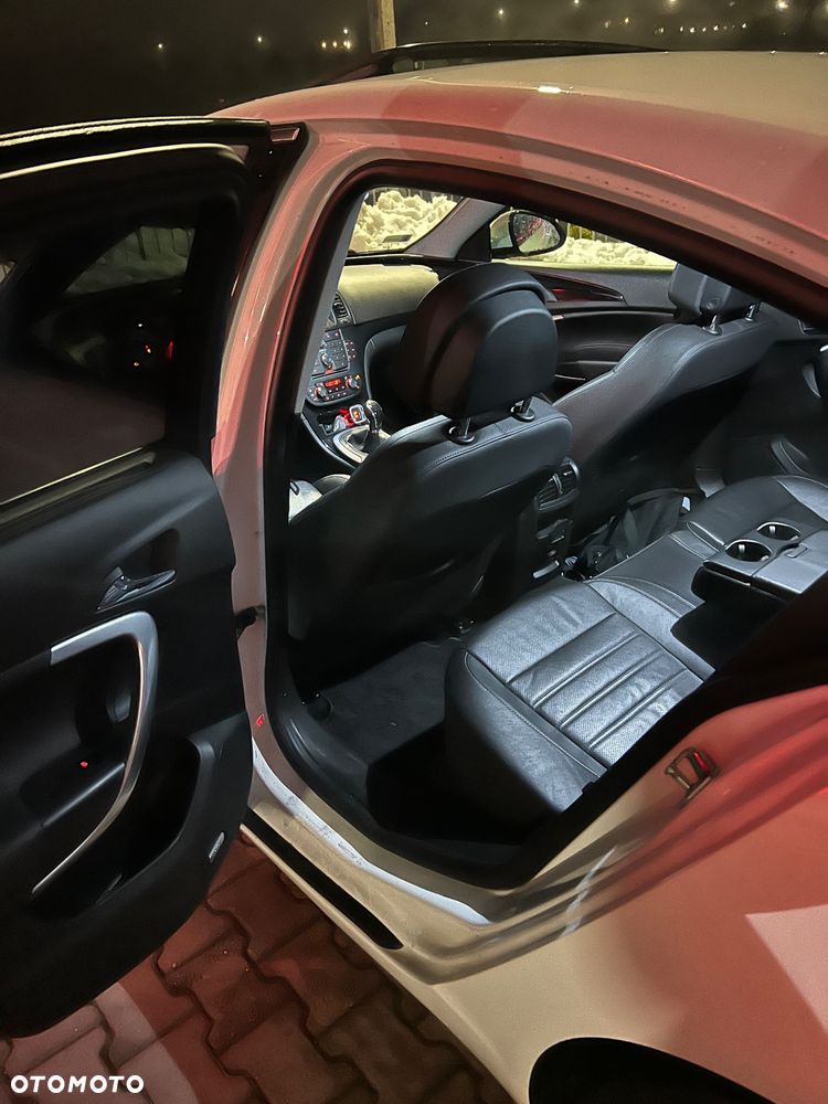 Opel Insignia 2.0 T Sport 4x4 - 14