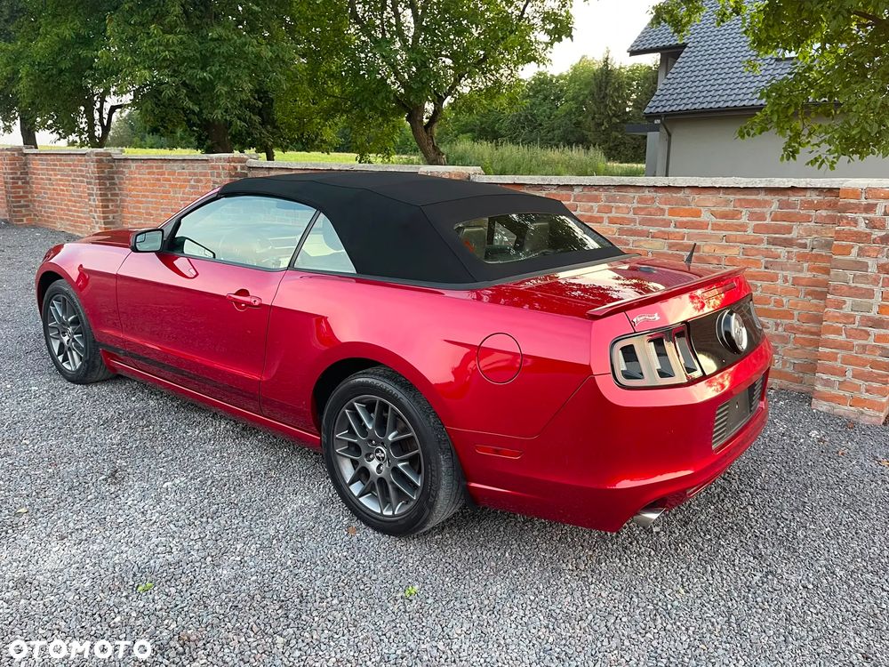 Ford Mustang 3.7 V6 Premium - 19