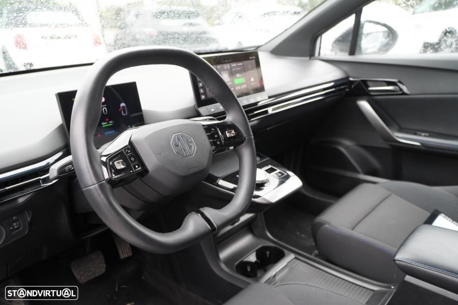 MG MG4 64 kWh Comfort - 12