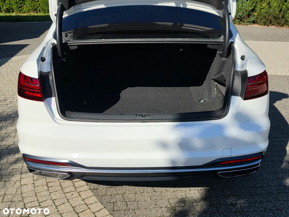 Audi A4 Limousine 40 TFSI S tronic design - 9