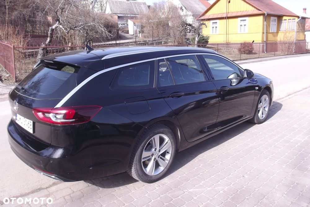 Opel Insignia - 12