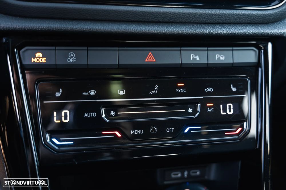 VW T-Roc 2.0 TDI R-Line DSG - 15