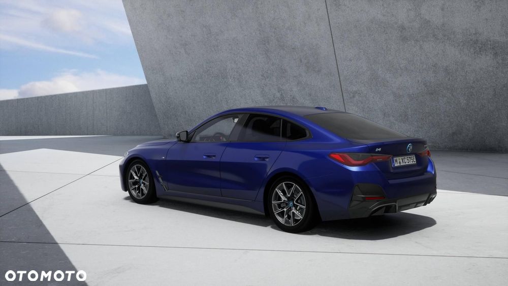 BMW i4 - 2