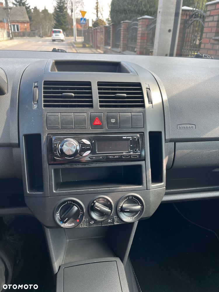 Volkswagen Polo 1.4 16V Highline - 7