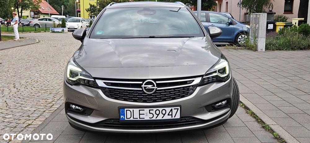 Opel Astra 1.6 D (CDTI) Start/Stop Dynamic - 31