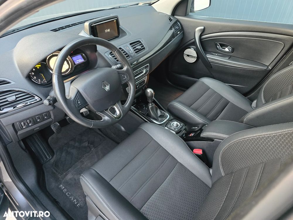 Renault Megane ENERGY dCi 130 Start & Stop Bose Edition - 6