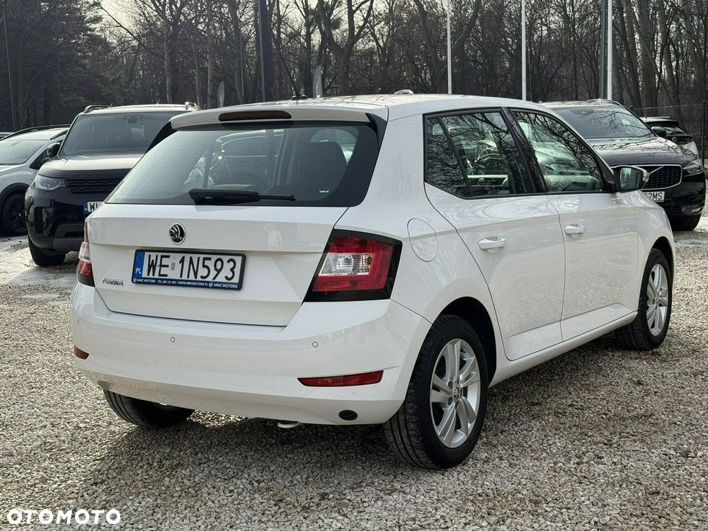 Skoda Fabia - 4