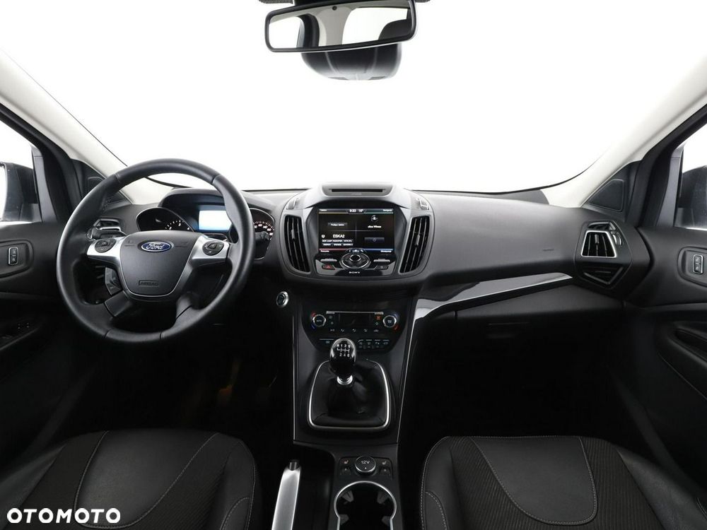 Ford Kuga 2.0 TDCi 4x4 Titanium - 16