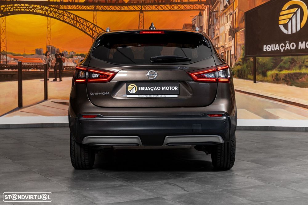 Nissan Qashqai 1.3 DIG-T N-Connecta - 4