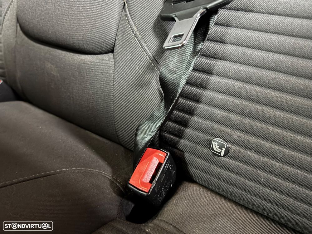 Ford Focus SW 1.5 TDCi Titanium - 46