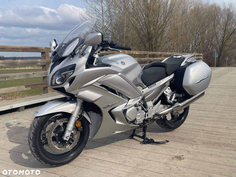 Yamaha FJR - 1