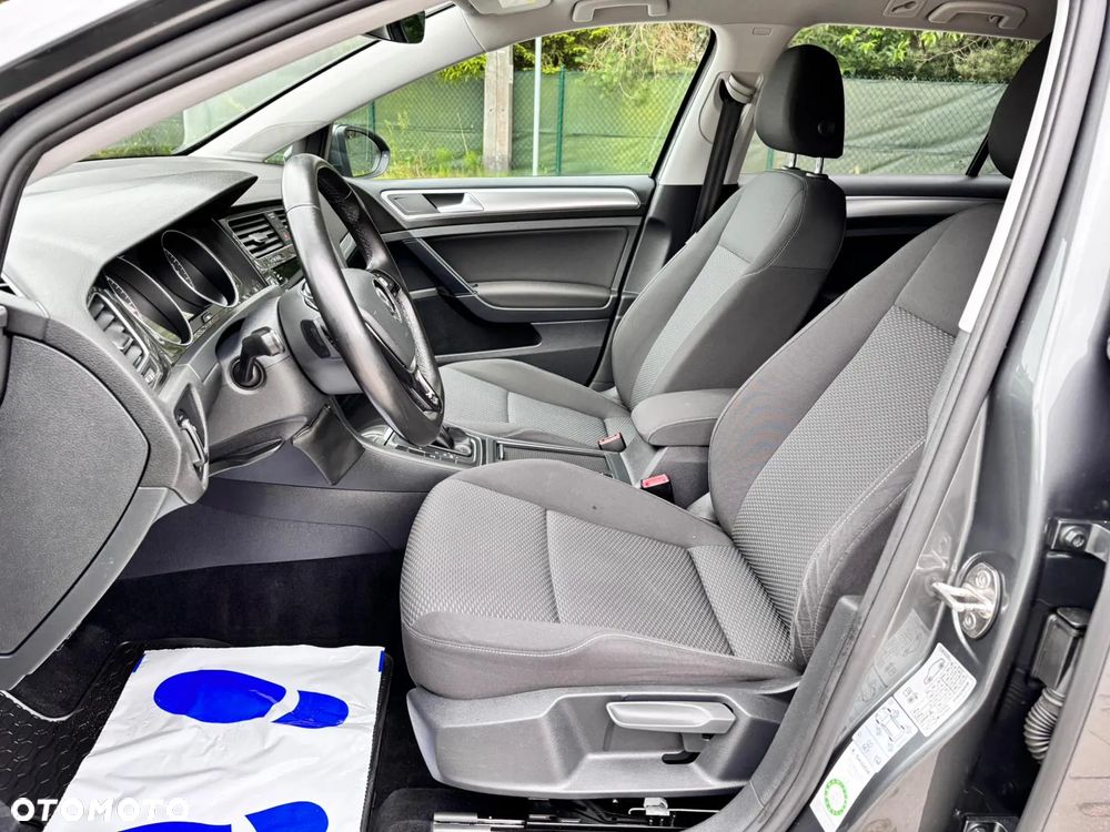 Volkswagen Golf 1.6 BlueTDI DSG Trendline - 23