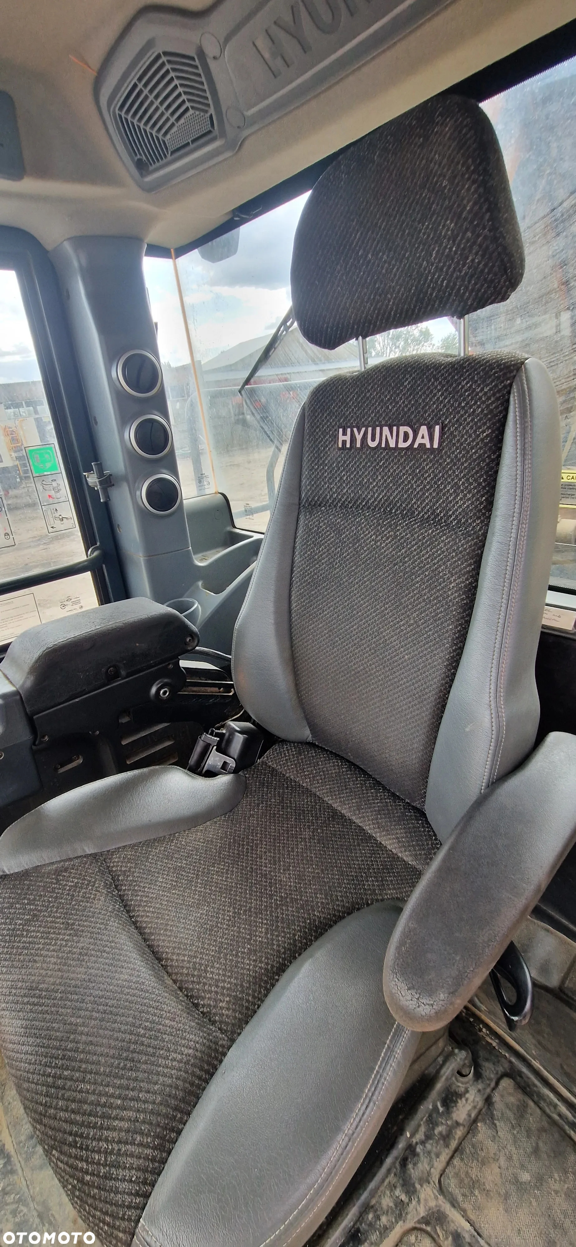Hyundai HL 970 - 18