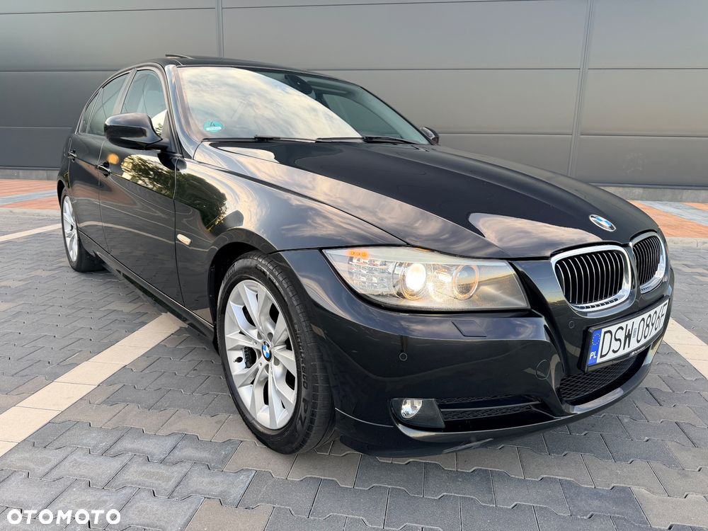 BMW Seria 3 320i Edition Exclusive - 1