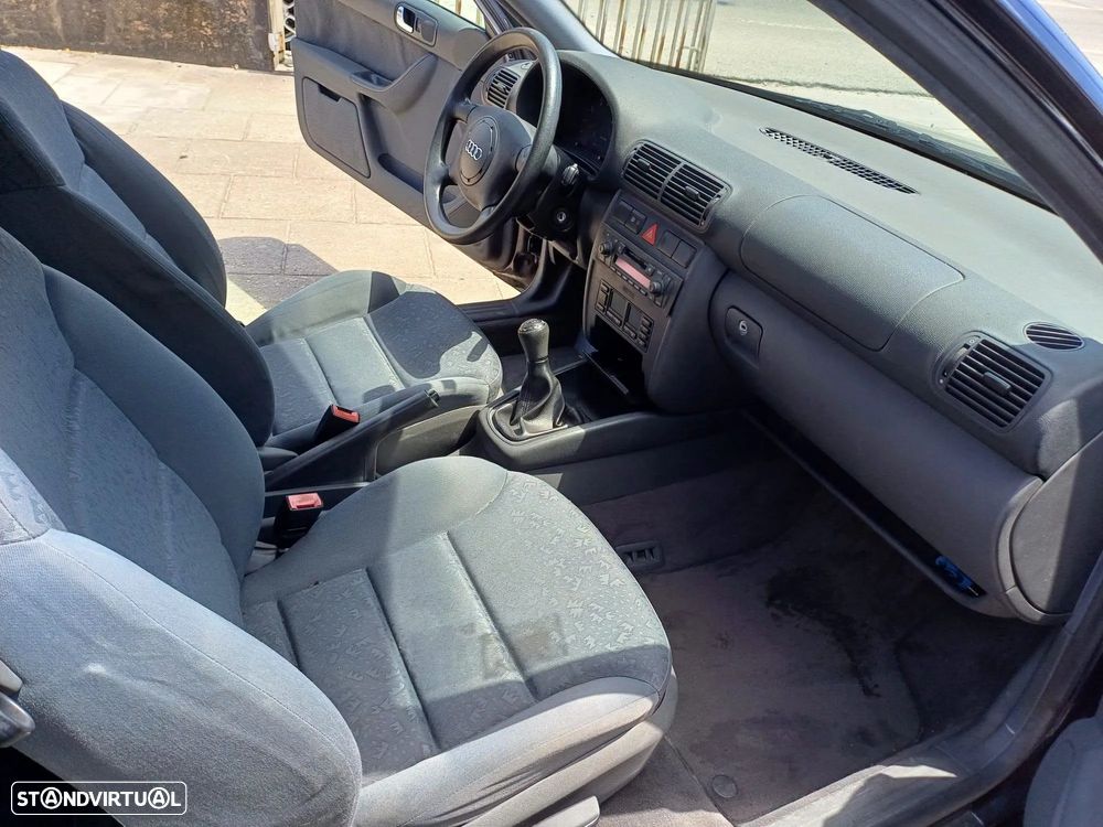 Audi A3 1.6 Ambition - 5