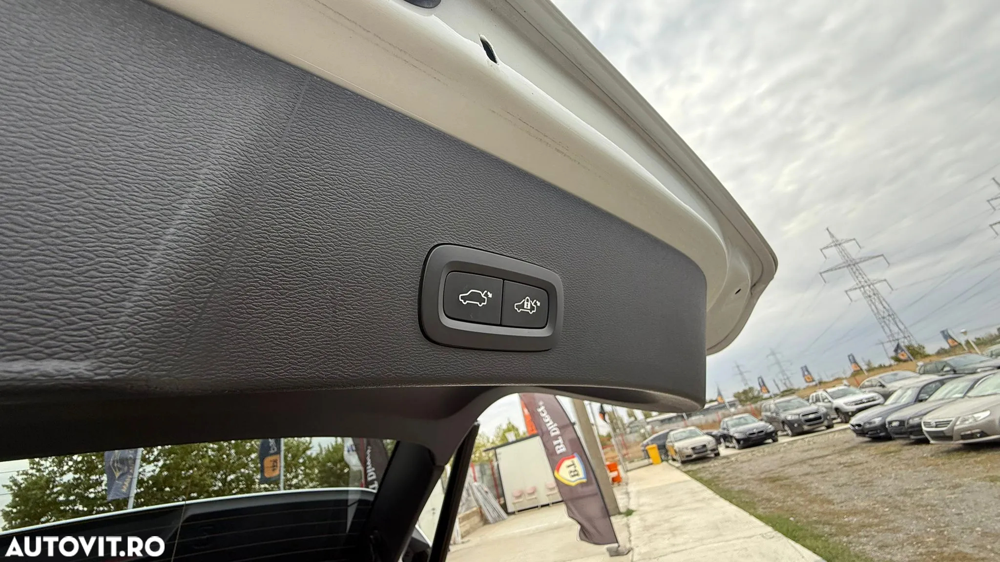 Volvo XC 40 T2 AT8 Momentum - 11