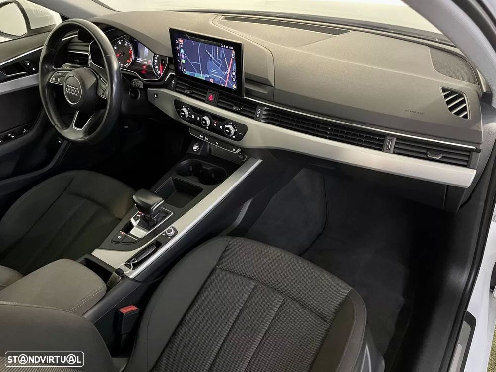 Audi A4 Avant 30 TDI S tronic - 16