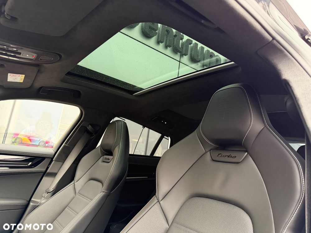 Porsche Panamera Turbo E-Hybrid - 17