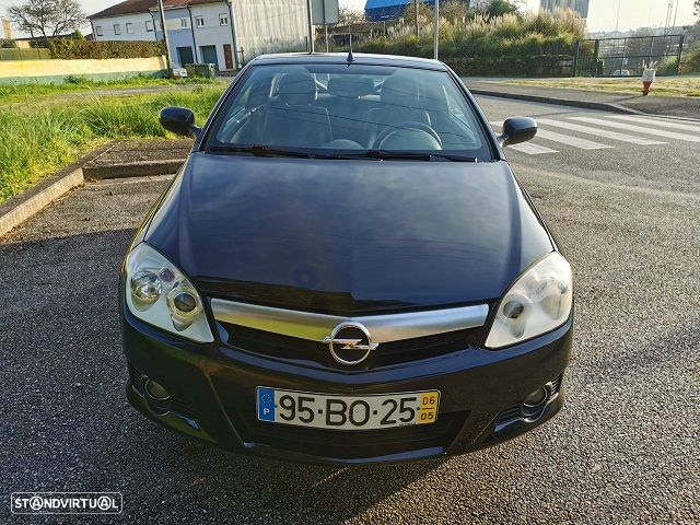 Opel Tigra TwinTop 1.4 Easytronic - 2