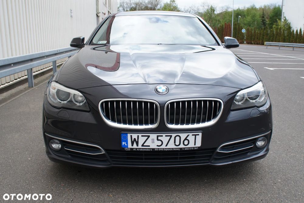 BMW Seria 5 520d xDrive Luxury Line - 7