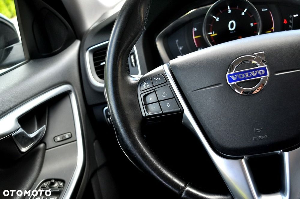 Volvo S60 D2 Drive-E Momentum - 13