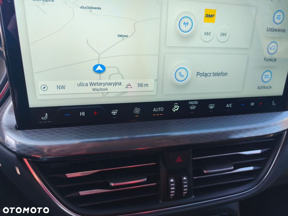 Ford Kuga 1.5 EcoBoost 2x4 Titanium - 13