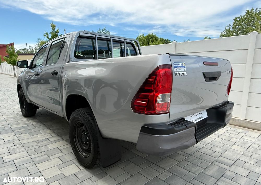 Toyota Hilux 2.4D 150CP 4x4 Double Cab 6MT Comfort - 10