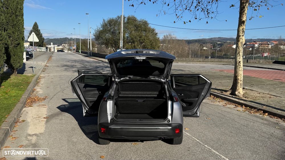 Peugeot 2008 1.2 PureTech Allure Pack - 8