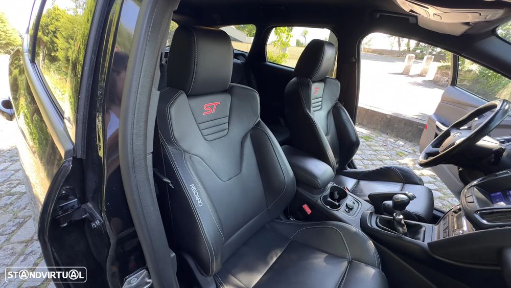 Ford Focus SW 2.0 EcoBoost ST - 12