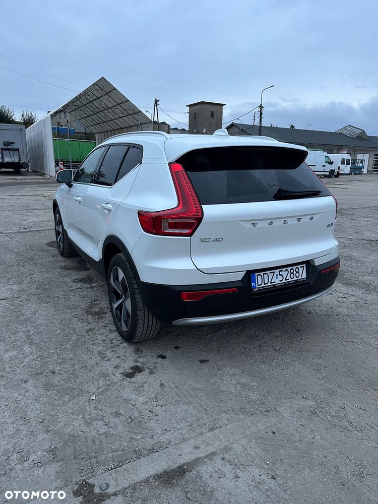 Volvo XC 40 - 6