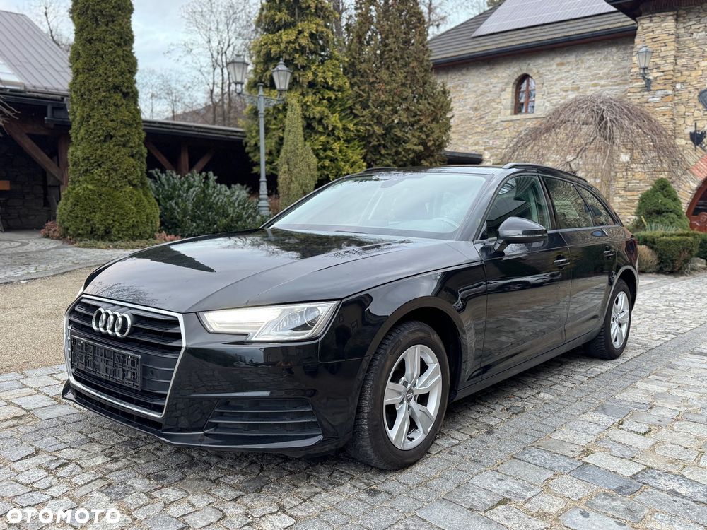 Audi A4 Avant - 1