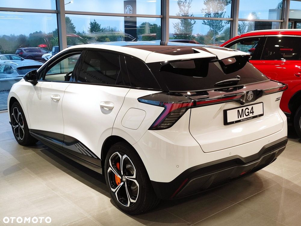 MG 4 Xpower - 7
