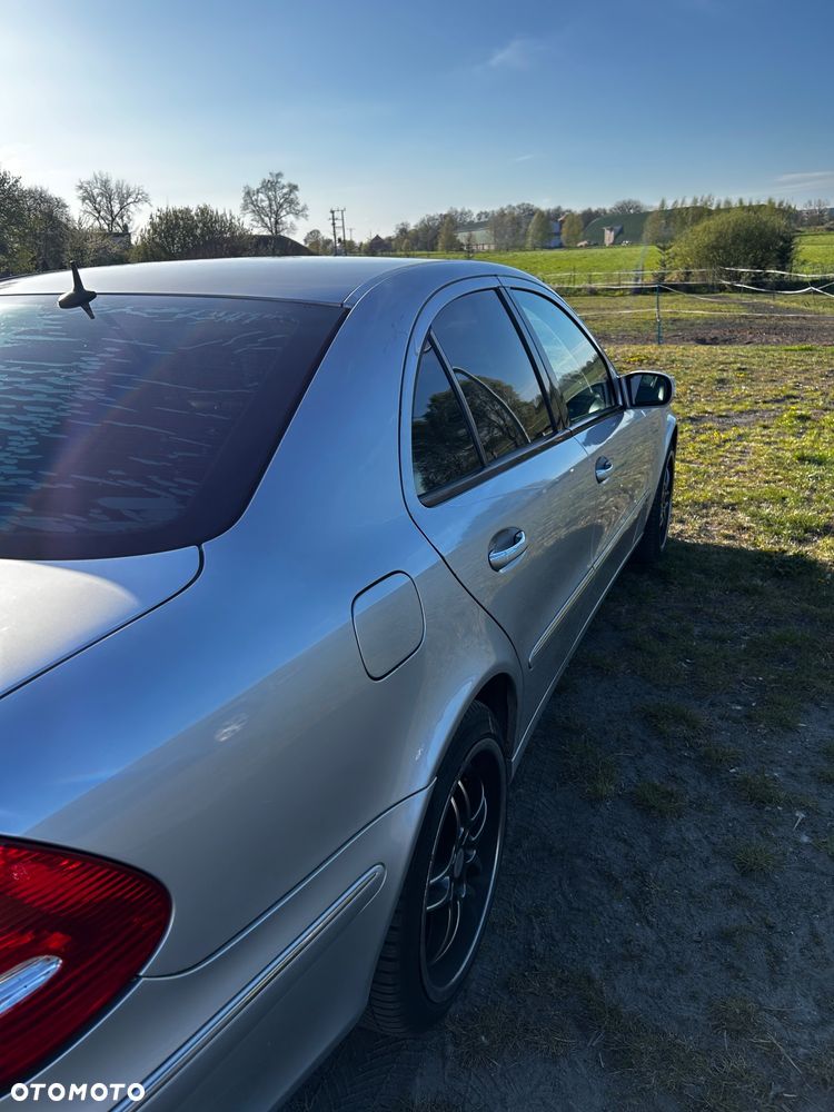 Mercedes-Benz Klasa E 320 4-Matic Avantgarde - 2
