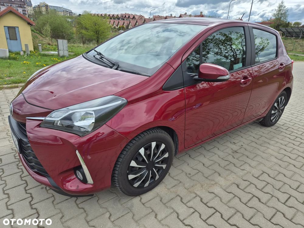 Toyota Yaris 1.5 Premium - 1