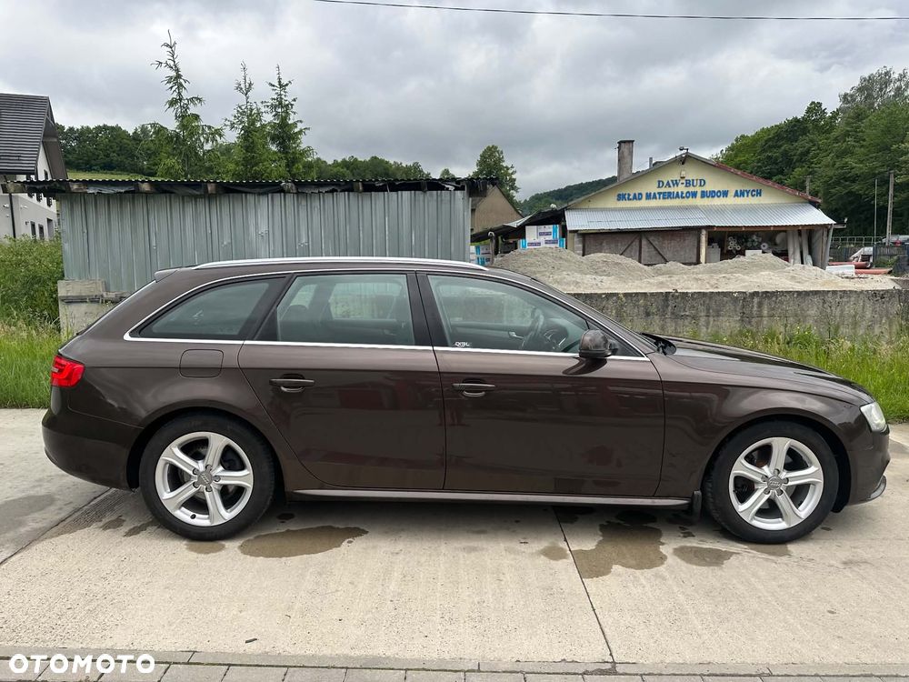 Audi A4 Avant 2.0 TDI DPF quattro Attraction - 4
