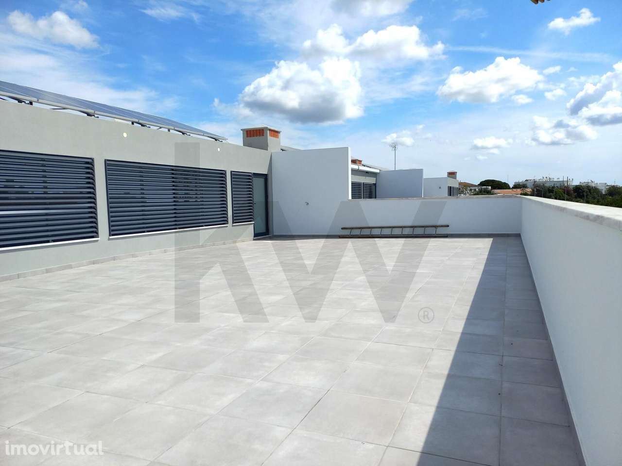 Apartamento T4 novo com 154,03m2, terraços no topo, garagem para 3 via - Grande imagem: 2/30