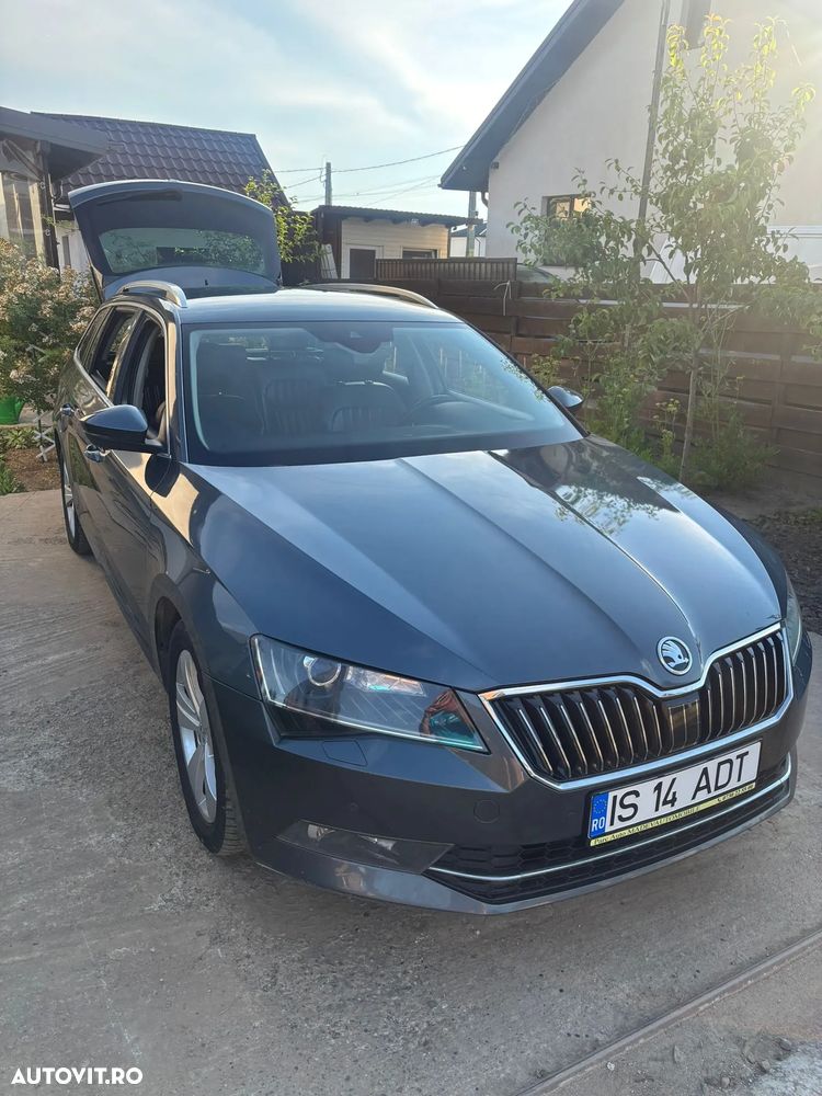 Skoda Superb 2.0 TDI DSG Ambition - 1