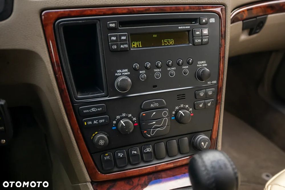 Volvo V70 2.4D5 Summum - 24