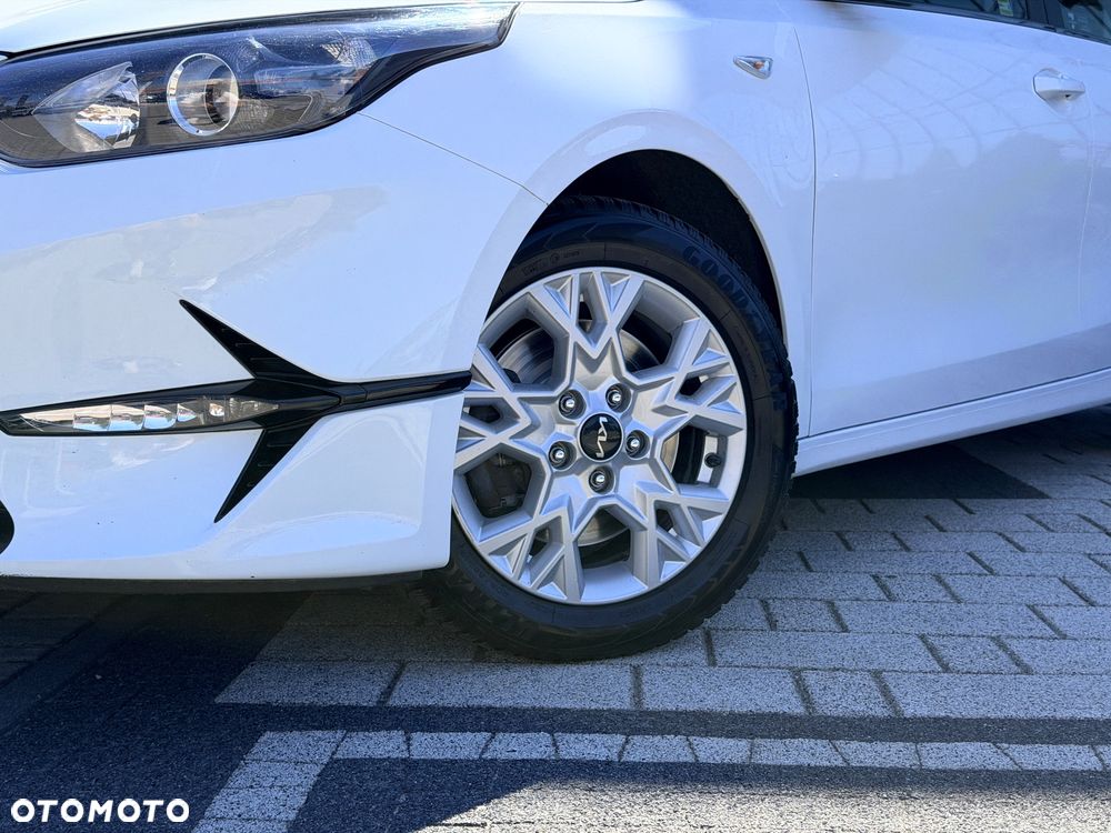 Kia Ceed 1.5 T-GDI M - 2