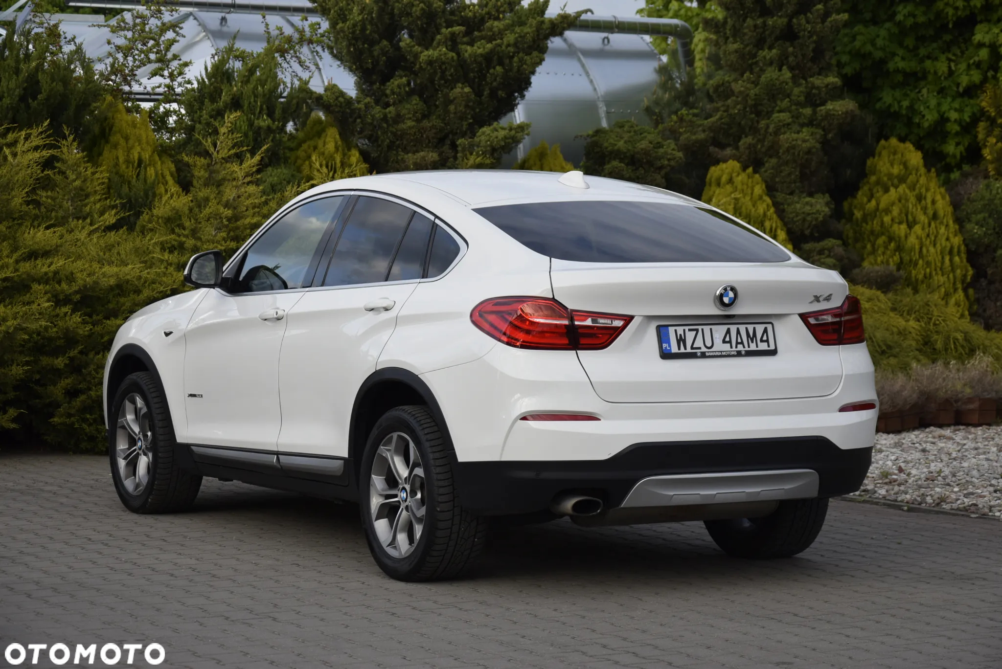 BMW X4 xDrive20i xLine - 24