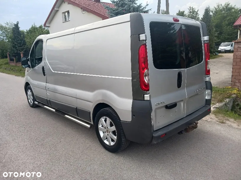 Opel Vivaro - 6