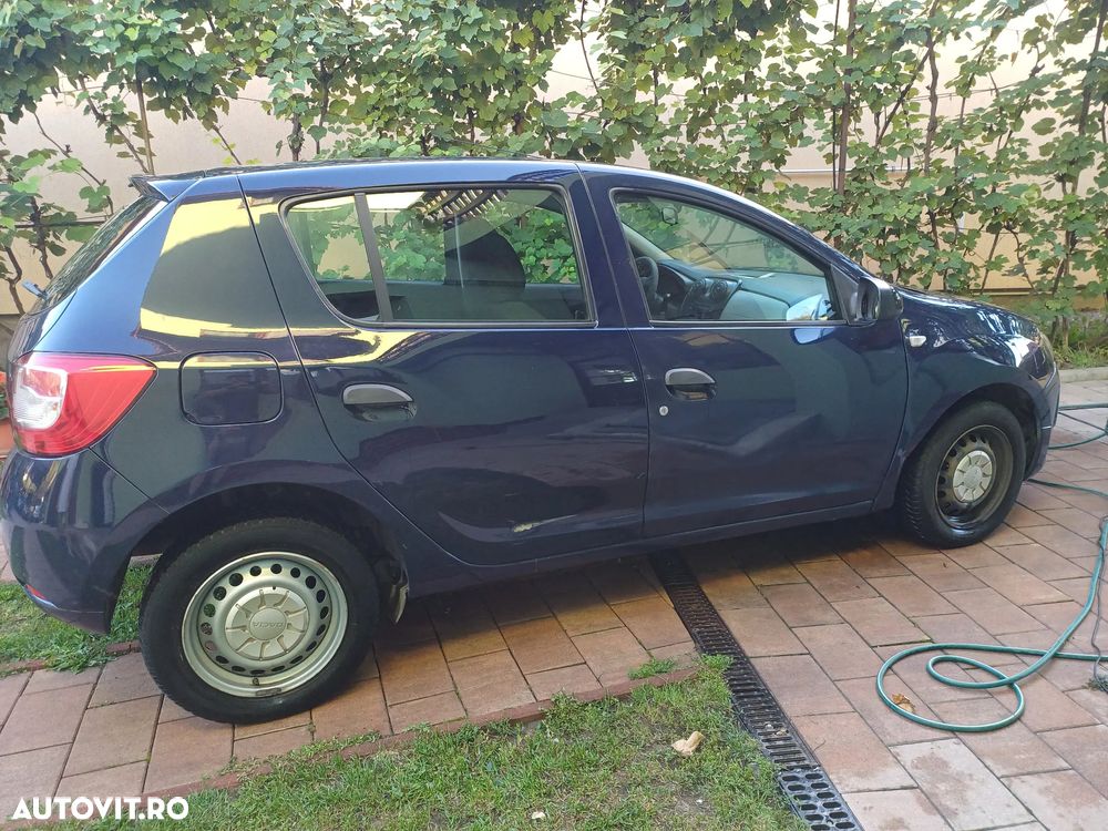 Dacia Sandero 1.2 16V 75 Ambiance - 4