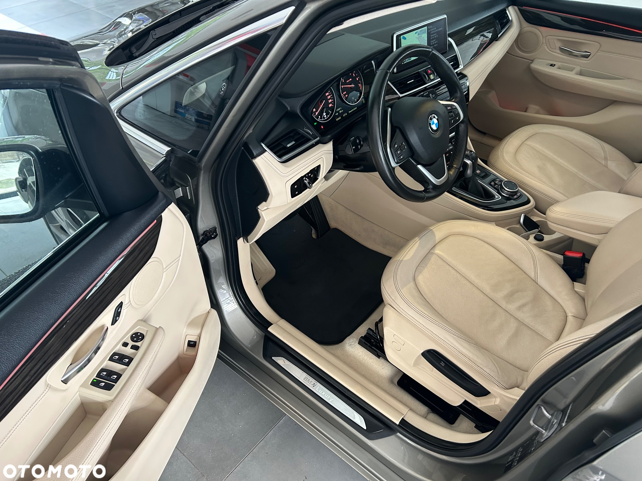 BMW Seria 2 220i Active Tourer Luxury Line - 15