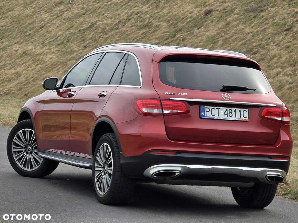 Mercedes-Benz GLC - 23