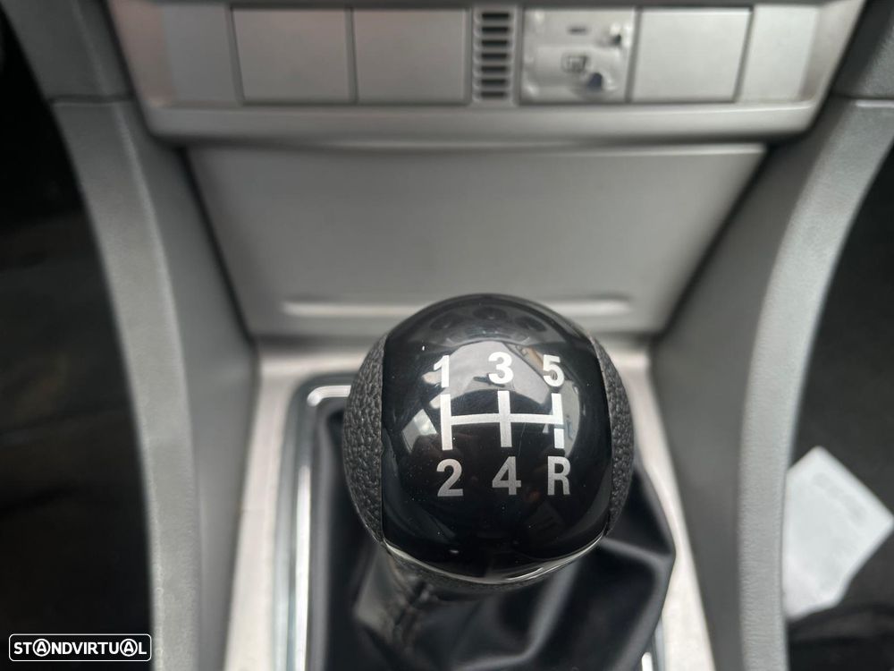 Ford Focus SW 1.6 TDCi Titanium - 11